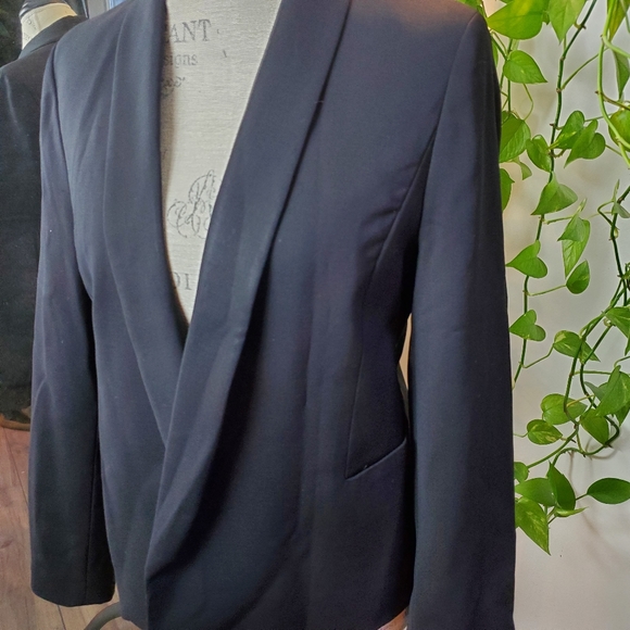 VINCE | Modern Criss Cross Collar Wool Blend Open Blazer (Size M) - Picture 3 of 7